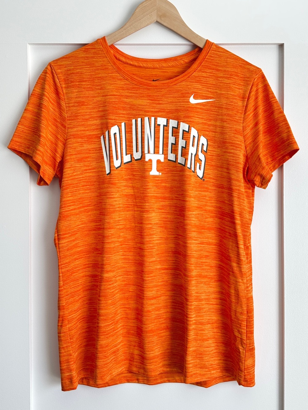 Nike Tennessee Volunteers Vols Dri-FIT Orange Short Sleeve T-Shirt Men’s Medium